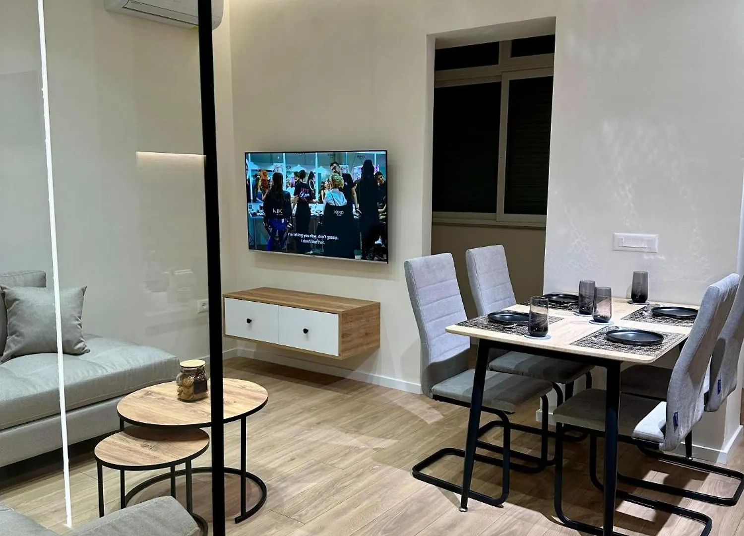 Apartment Downtown By Siaapartments Tirana