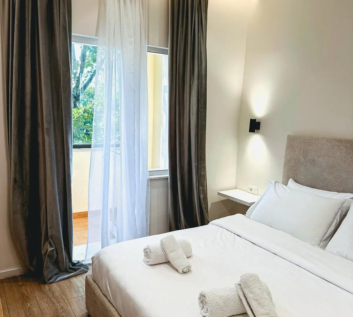 Downtown By Siaapartments Tirana 0*,  Albania